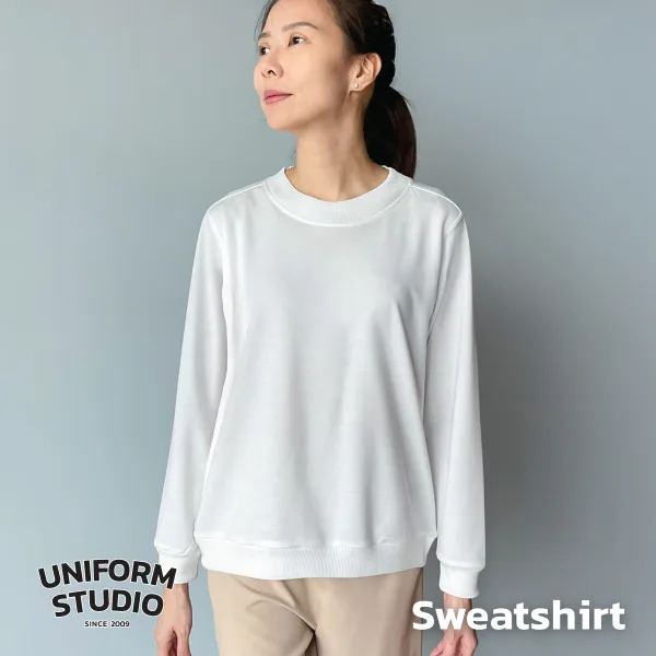 เสื้อสเวตเตอร์คอกลม ผ้า French Terry สีขาว / White Sweatshirt 2
