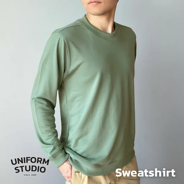 เสื้อสเวตเตอร์คอกลม ผ้า French Terry สีเขียวเสจ / Sage Green Sweatshirt 5