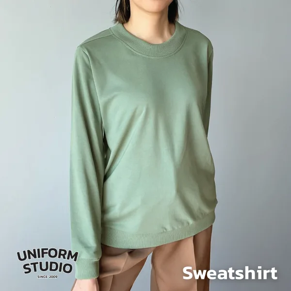 เสื้อสเวตเตอร์คอกลม ผ้า French Terry สีเขียวเสจ / Sage Green Sweatshirt 7